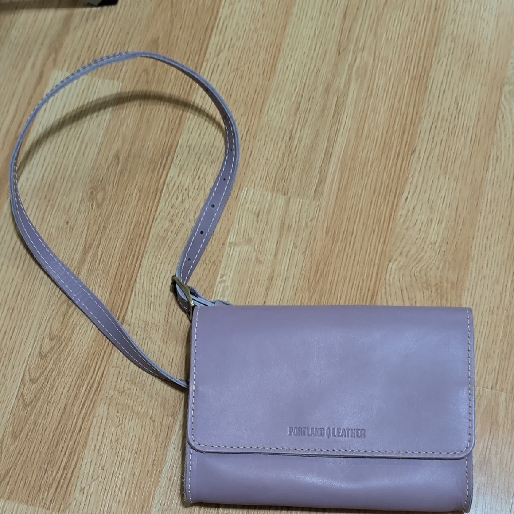 Portland Leather Women's Lavender Wristlet